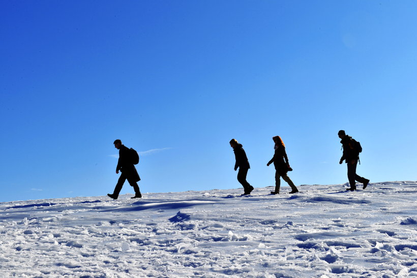 Winterzauber Wasserkuppe Rhön Ski- und Rodelarena und Paragliding.