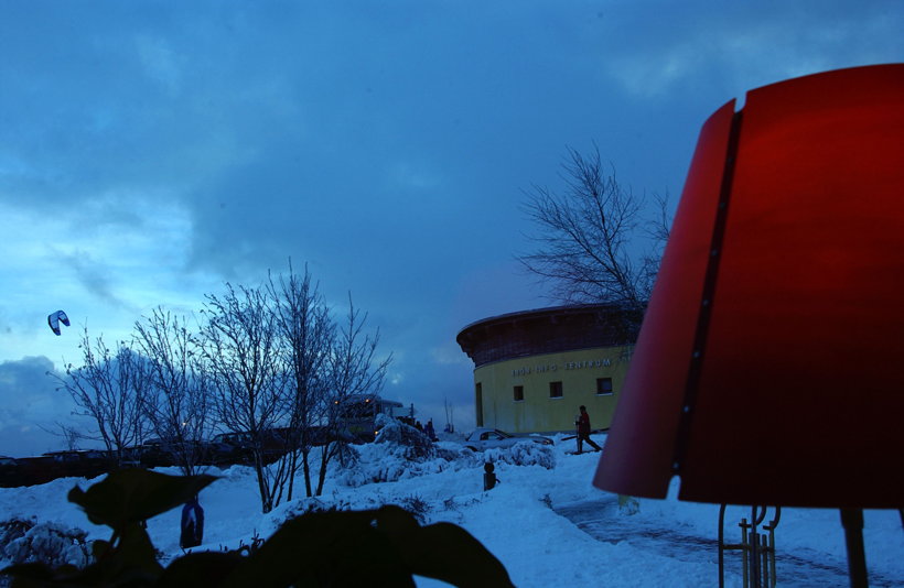 Winterzauber Wasserkuppe Rhön Ski- und Rodelarena und Paragliding.