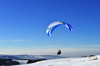 Winterzauber Wasserkuppe Rhön Ski- und Rodelarena und Paragliding.